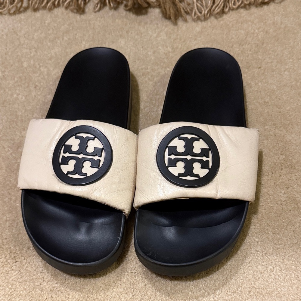 Tory Burch Black and Cream Logo Slides